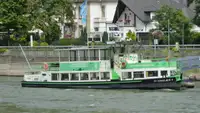 Tàu chở khách để bán