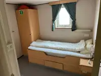 Tàu kéo để bán
