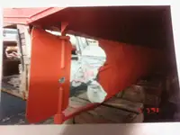 Tàu dẫn đường để bán
