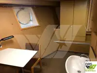 Tàu khảo sát để bán