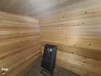 Tàu kéo lưới để bán