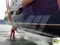 Sà lan chở người để bán