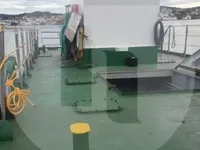 Tàu làm việc để bán