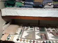 Tàu kéo lưới để bán