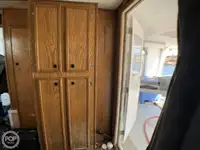 Tàu câu dài để bán