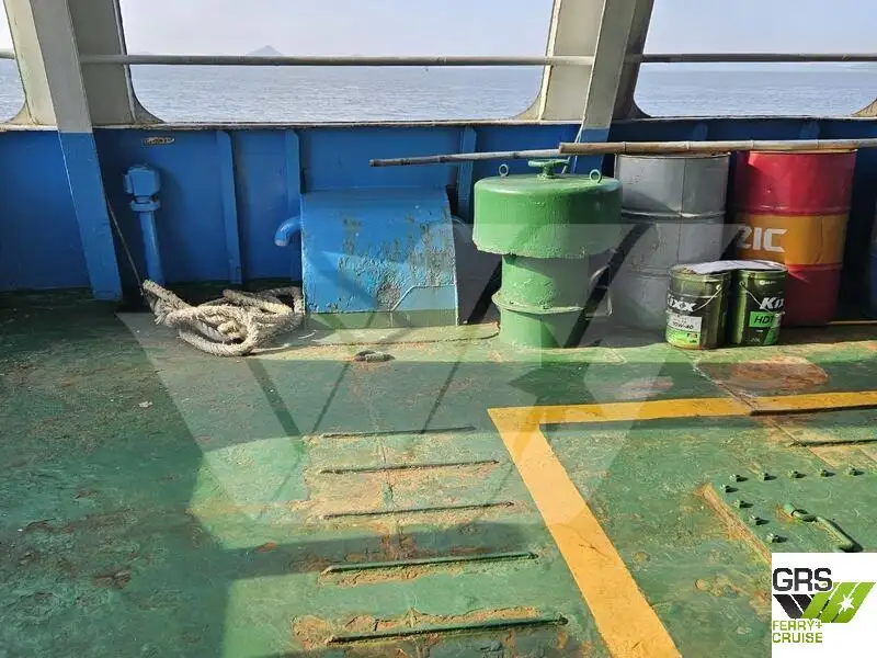 Tàu đổ bộ, chở hàng để bán