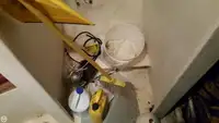 Tàu kéo lưới để bán