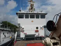 Tàu nạo vét để bán