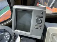 Tàu dẫn đường để bán