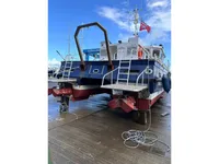 Tàu khảo sát để bán