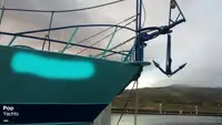 Tàu kéo lưới để bán