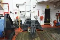 Tàu kéo để bán