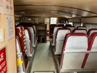 Tàu chở thủy thủ đoàn để bán
