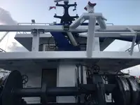 Tàu làm việc để bán