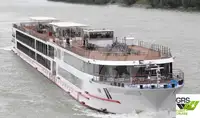 Tàu du lịch để bán