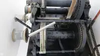 Tàu kéo lưới để bán