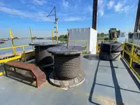 Tàu nạo vét để bán