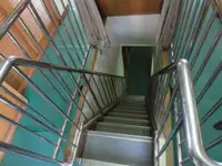 Tàu cung cấp để bán