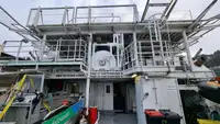 Tàu du lịch để bán