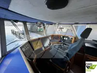 Tàu du lịch để bán