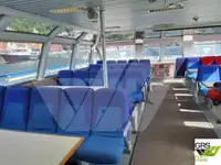 Tàu phà để bán