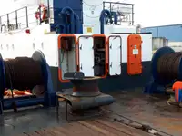 Tàu kéo để bán