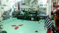 Tàu kéo để bán