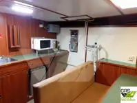 Tàu khảo sát để bán