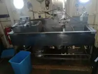 Tàu tuần tra để bán