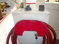 Tàu kéo lưới để bán