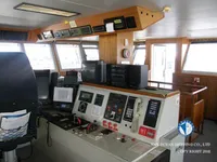 Tàu kéo lưới để bán