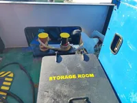 Tàu container để bán