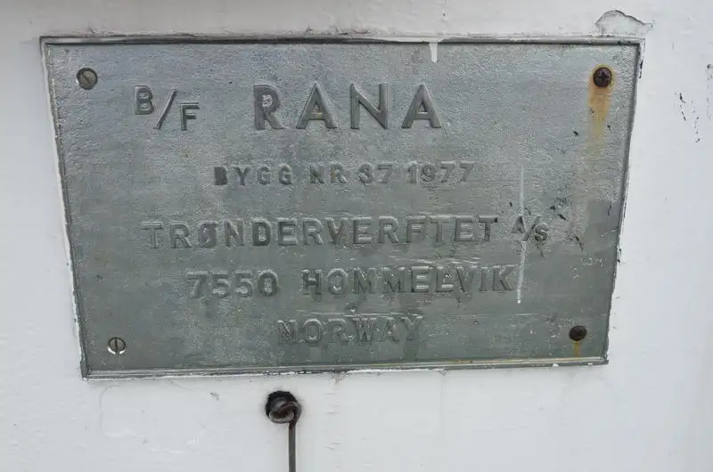 Tàu Ro-Ro để bán