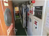 Tàu cung cấp để bán