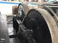 Tàu kéo lưới để bán