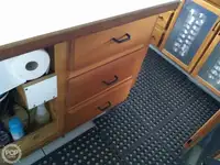 Tàu đánh cá để bán