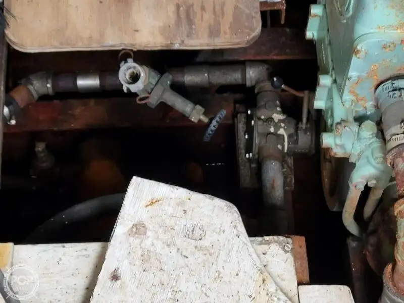 Tàu cung cấp để bán