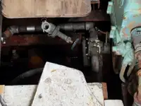 Tàu cung cấp để bán