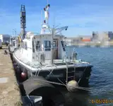 Tàu dẫn đường để bán