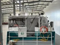 Tàu chở khách và hàng hóa để bán