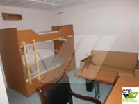 Sà lan chở người để bán