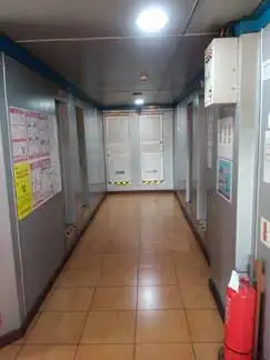 Tàu kéo để bán