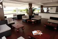 Tàu du lịch để bán