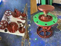 Tàu làm việc để bán