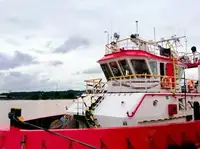 Tàu kéo để bán
