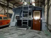 Tàu khảo sát để bán