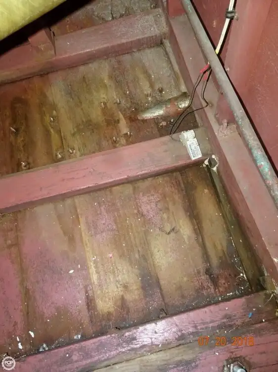 Tàu đánh cá để bán