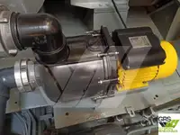 Tàu làm việc để bán
