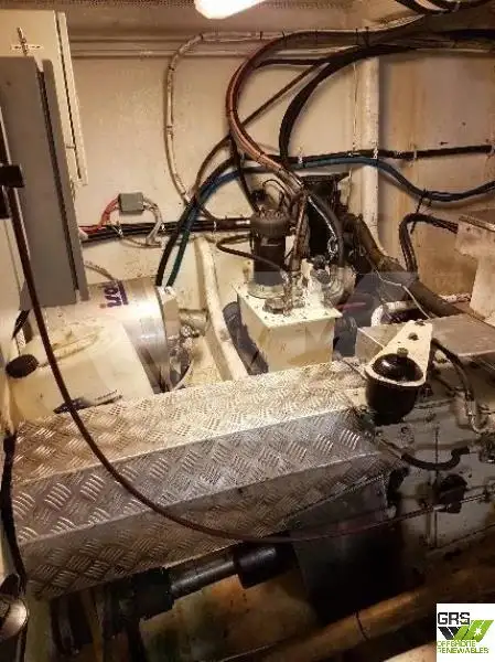 Sà lan chở người để bán