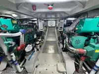 Tàu kéo để bán